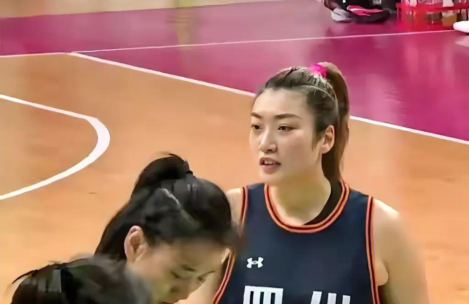 李梦处境不妙？洋教练祭出李月汝杀招，终结5连败